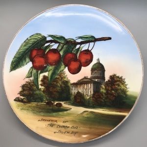 Vintage 1920s or 30s Cherry City Salem OR Plate